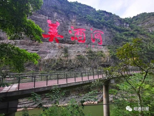 复刻茅台多少钱一箱_复刻茅台酒_复刻茅台多少钱