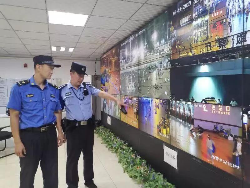 北京站口15块钱能买到中华、熊猫等“名烟”？警方提示：别上当