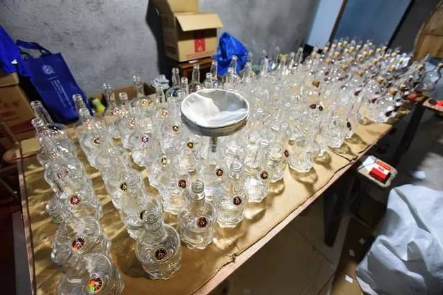 仿真飞天茅台_仿飞天茅台酒_仿真茅台多少钱一箱