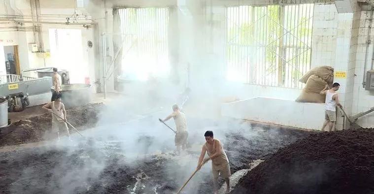 复刻茅台多少钱一箱_茅台复刻酒厂_复刻茅台酒