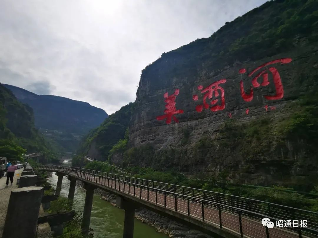 复刻茅台酒_复刻茅台酒拿货渠道_复刻茅台多少钱