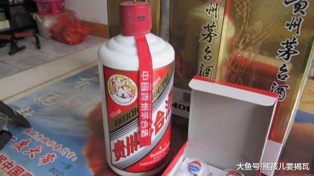 仿真飞天茅台_仿真茅台多少钱一箱_仿真茅台飞天图片