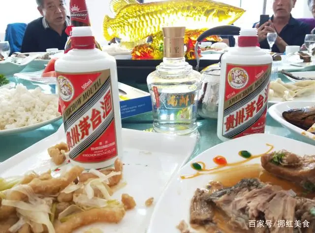 复刻茅台酒拿货渠道_复刻茅台酒_复刻茅台酒货源批发