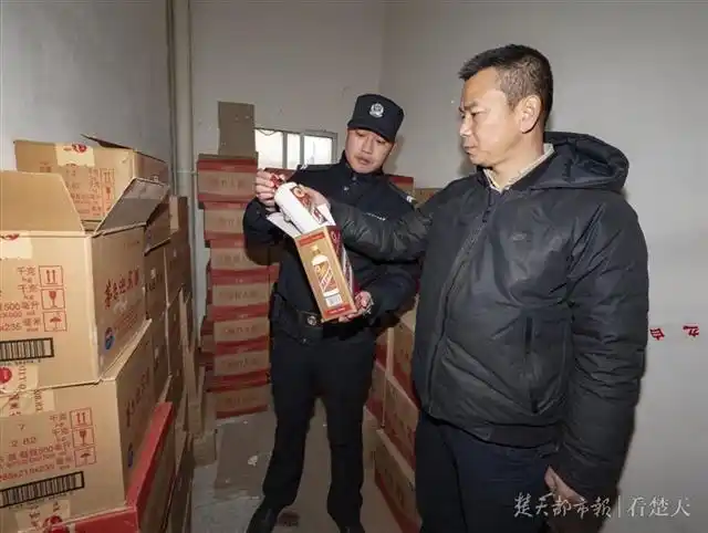 仿真茅台多少钱一箱_仿飞天茅台酒_仿真飞天茅台